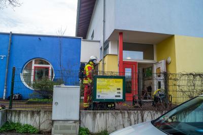 Gemmrigheim: Gasalarm in einem Kindergarten fuehrt zu Grosseinsatz